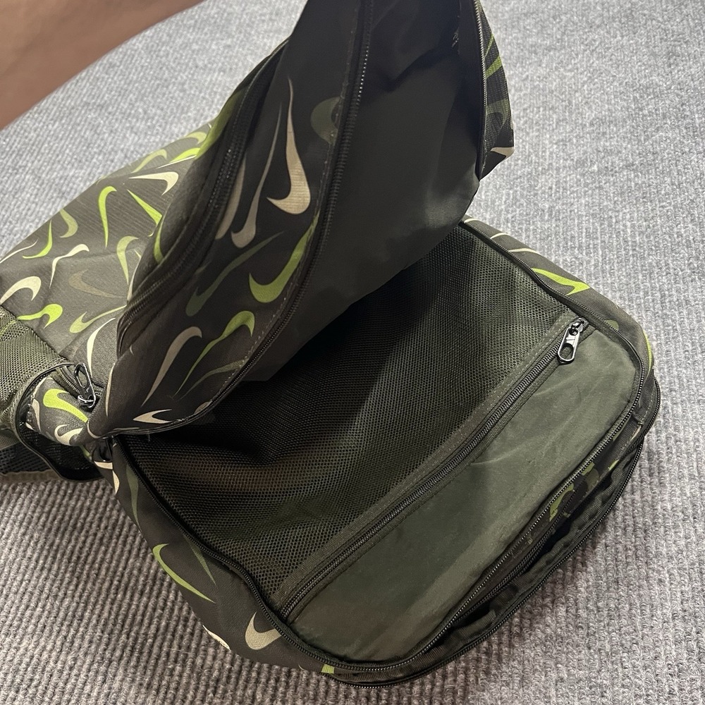 Nike Air Brasilia XL 9.5 Training Backpack Swoosh Logo Soccer XL 30L DM2367-355 - Picture 5 of 8